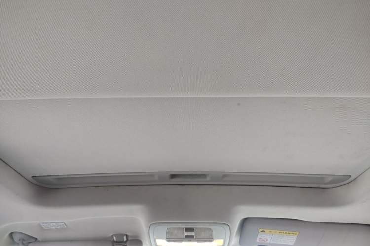 Used Roewe Ei5 2019 Smart Connect Supreme Edition Headliner