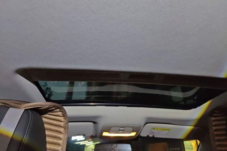 Used Roewe Ei5 2019 Smart Connect Flagship Edition Headliner