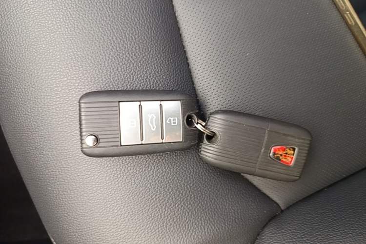 Used Roewe Ei5 2019 Smart Connect Flagship Edition Interior 1