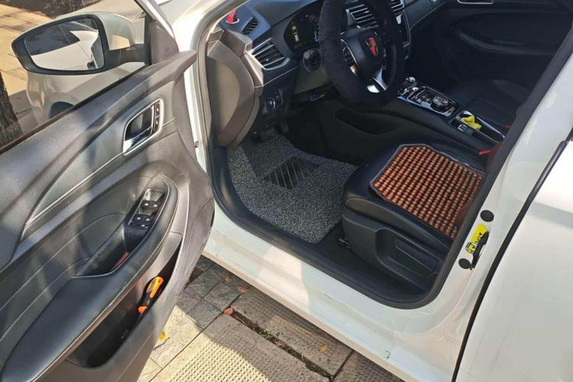Used Roewe Ei5 2019 Luxury Edition Interior 3