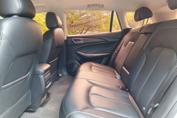 Used Roewe Ei5 2019 Luxury Edition Interior 8
