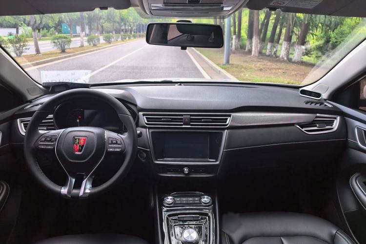 Used Roewe Ei5 2019 Smart Connect Flagship Edition Interior 8