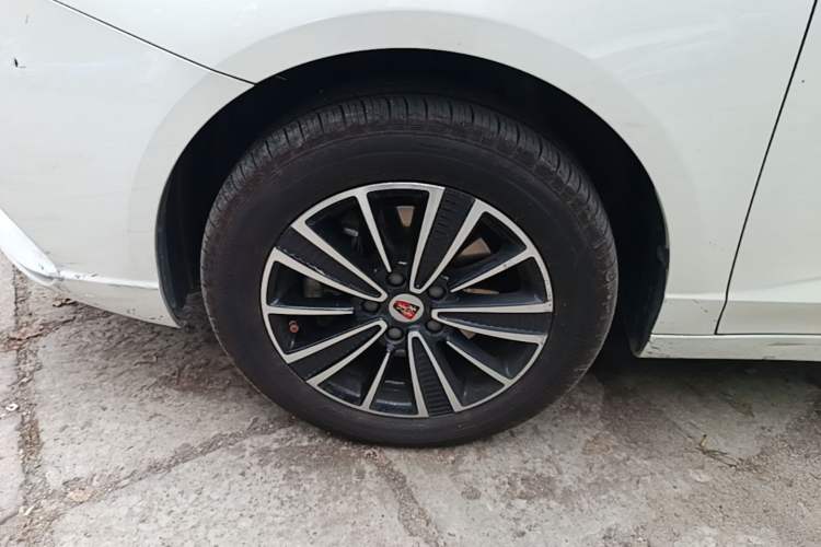 Used Roewe Ei5 2019 Smart Connect Flagship Edition Left Front Wheel Hub