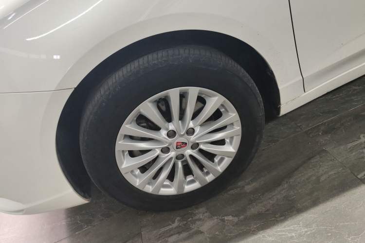 Used Roewe Ei5 2019 Luxury Edition Left Front Wheel Hub