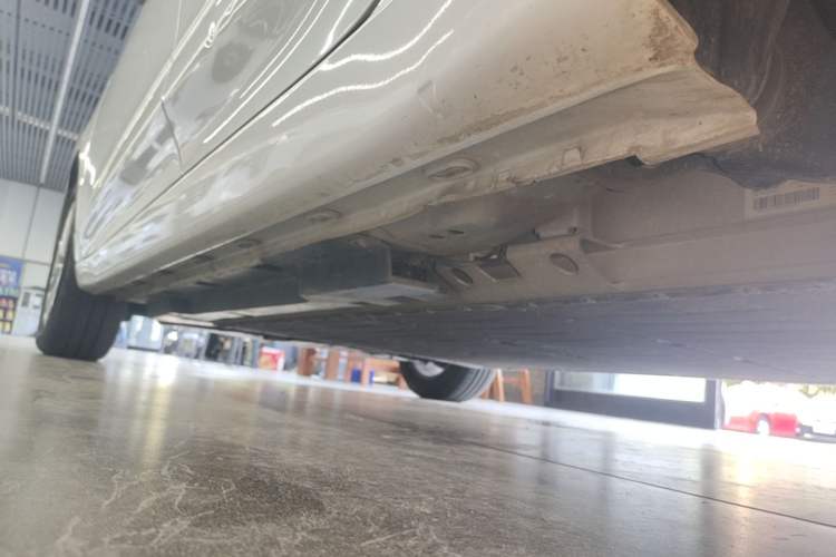 Used Roewe Ei5 2019 Luxury Edition Left Side Sill