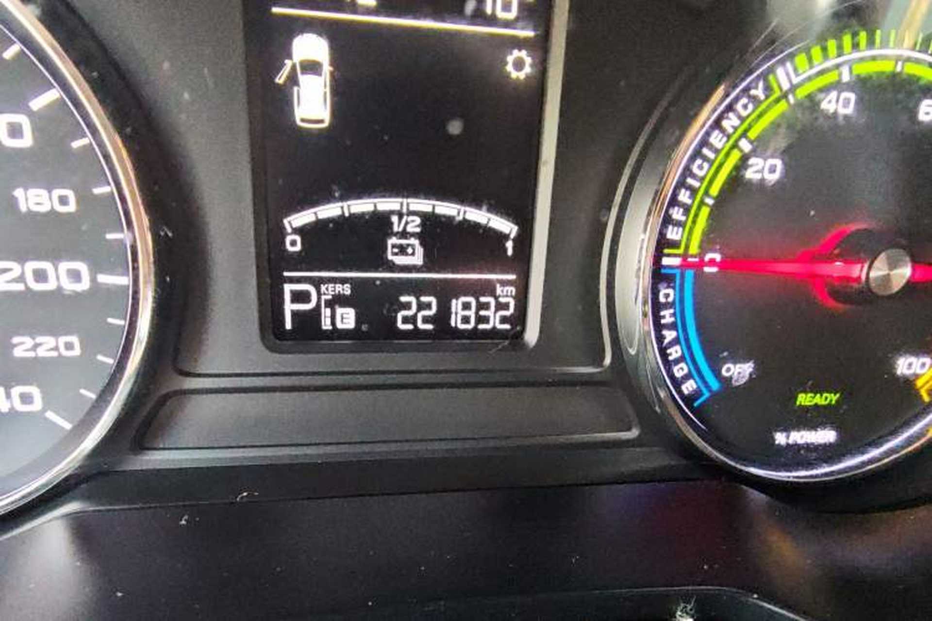 Used Roewe Ei5 2019 Comfort Edition Odometer Close Up