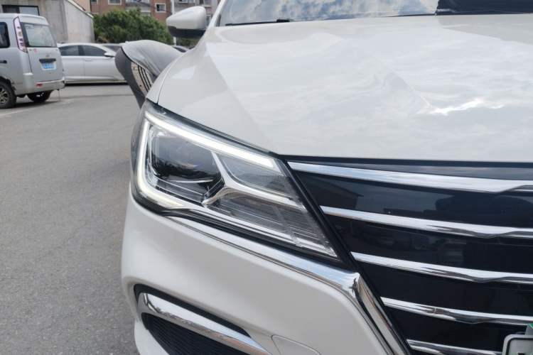 Used Roewe Ei5 2019 Luxury Edition Right Front Headlight
