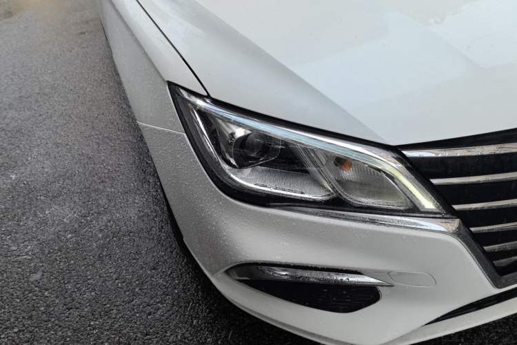 Used Roewe Ei5 2019 Smart Connect Flagship Edition Right Front Headlight