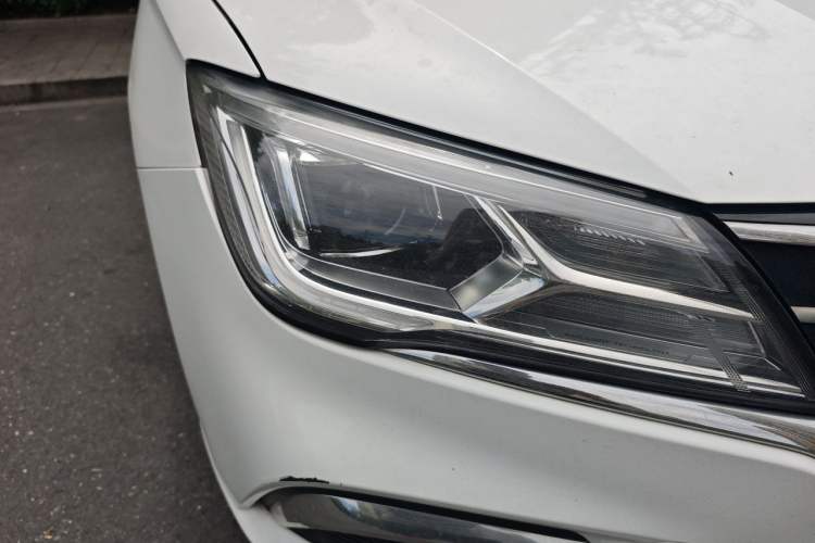 Used Roewe Ei5 2019 Comfort Edition Right Front Headlight