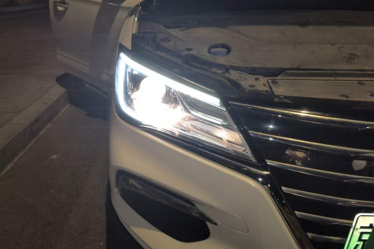 Used Roewe Ei5 2019 Luxury Edition Right Front Headlight