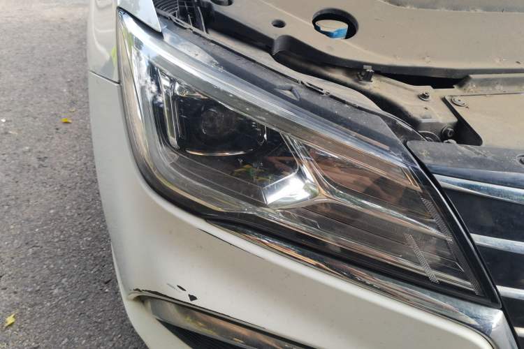 Used Roewe Ei5 2019 Comfort Edition Right Front Headlight