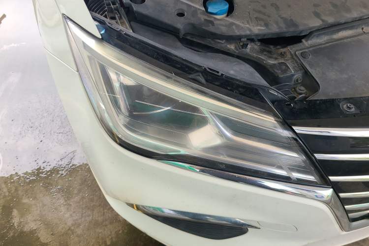Used Roewe Ei5 2019 Comfort Edition Right Front Headlight