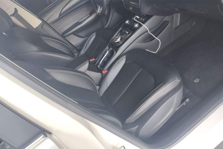 Used Roewe Ei5 2019 Luxury Edition Right Front Seat