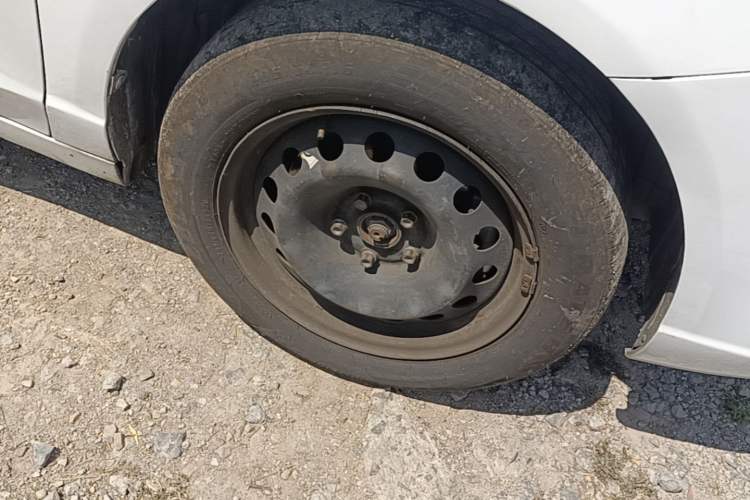 Used Roewe Ei5 2019 Comfort Edition Right Front Wheel Hub