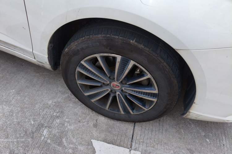 Used Roewe Ei5 2019 Smart Connect Flagship Edition Right Front Wheel Hub