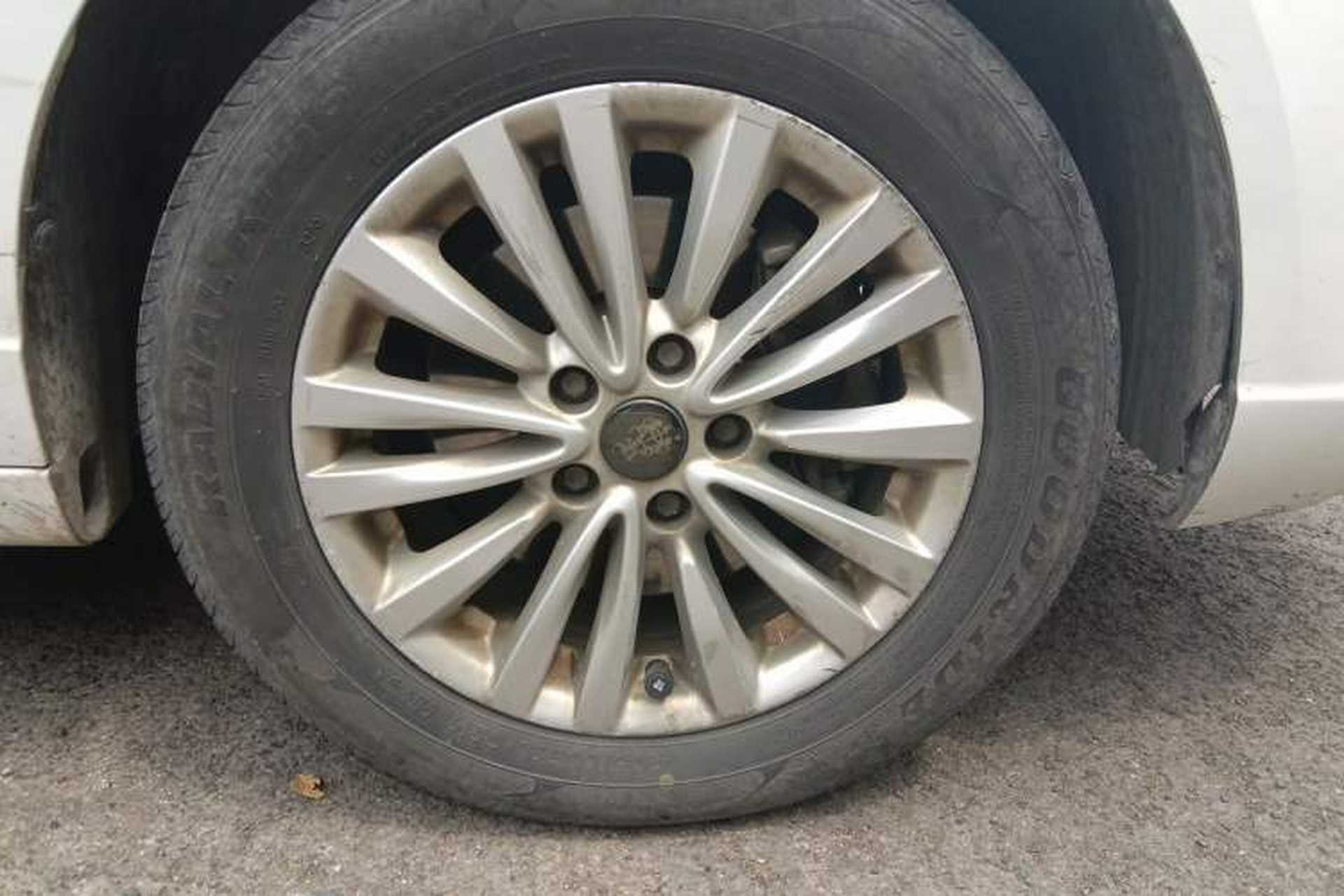 Used Roewe Ei5 2019 Comfort Edition Right Front Wheel Hub