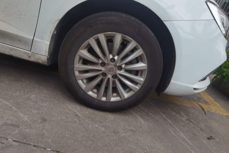 Used Roewe Ei5 2019 Comfort Edition Right Front Wheel Hub