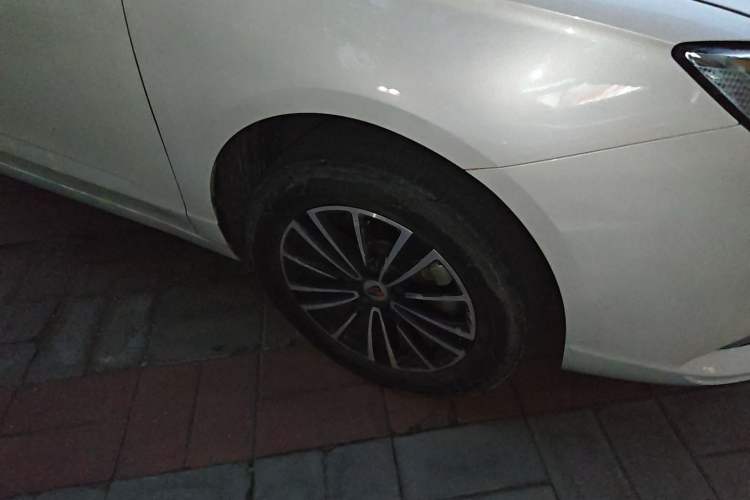 Used Roewe Ei5 2019 Smart Connect Flagship Edition Right Front Wheel Hub