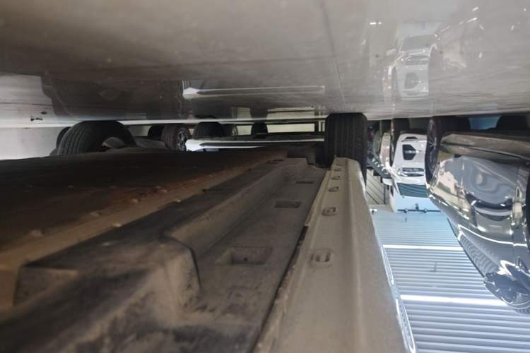Used Roewe Ei5 2019 Luxury Edition Right Side Sill