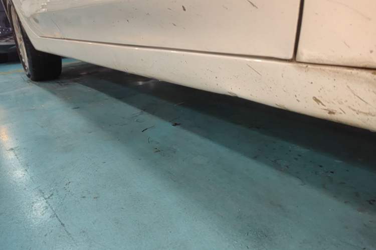 Used Roewe Ei5 2019 Luxury Edition Right Side Sill