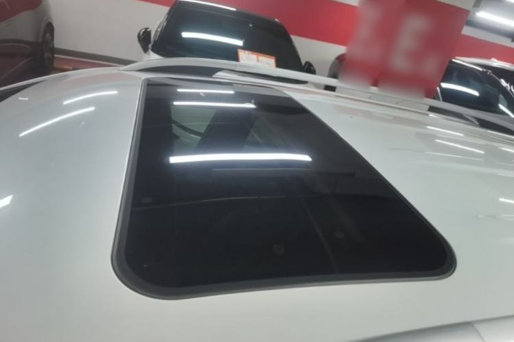 Used Roewe Ei5 2019 Luxury Edition Roof
