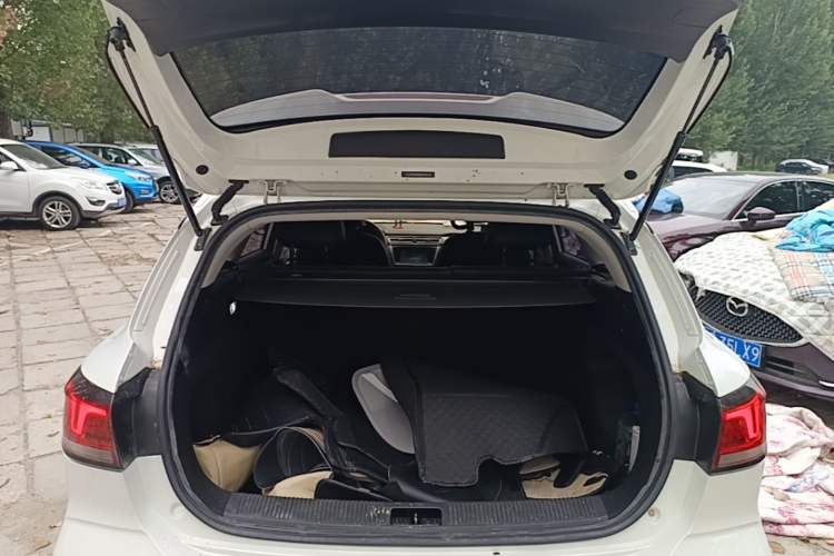 Used Roewe Ei5 2019 Smart Connect Flagship Edition Trunk