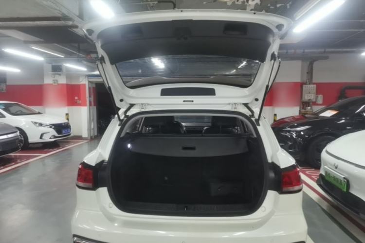 Used Roewe Ei5 2019 Luxury Edition Trunk