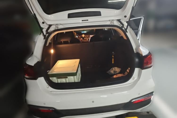 Used Roewe Ei5 2019 Comfort Edition Trunk