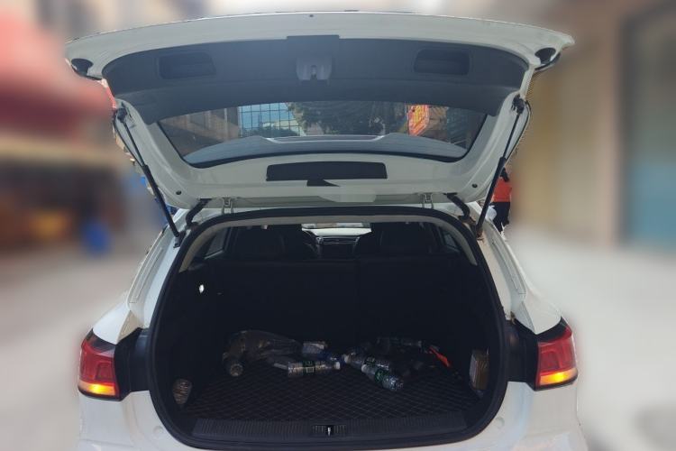 Used Roewe Ei5 2019 Comfort Edition Trunk