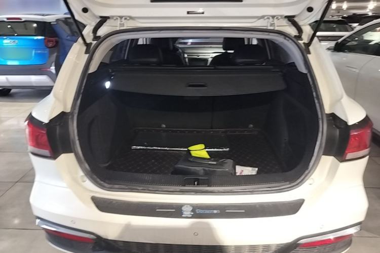 Used Roewe Ei5 2019 Smart Connect Flagship Edition Trunk