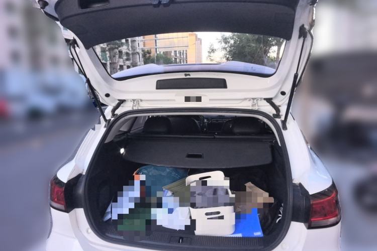 Used Roewe Ei5 2019 Luxury Edition Trunk