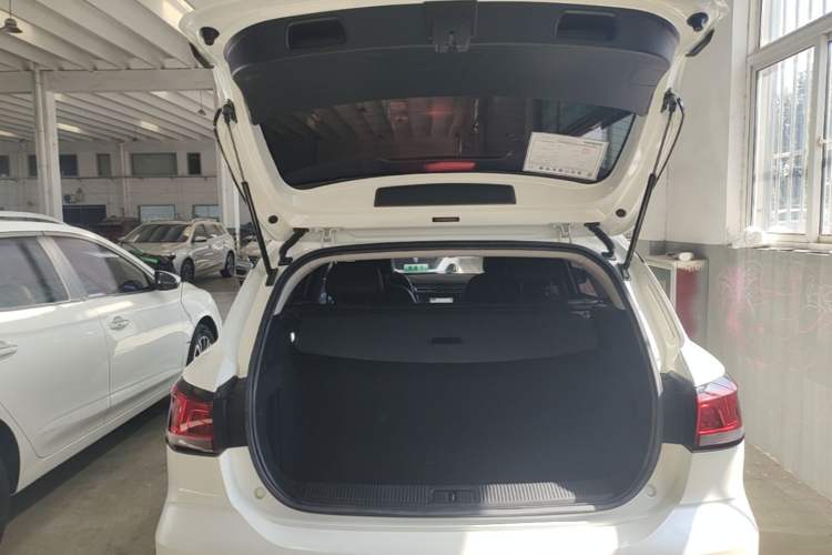 Used Roewe Ei5 2019 Smart Connect Supreme Edition Trunk