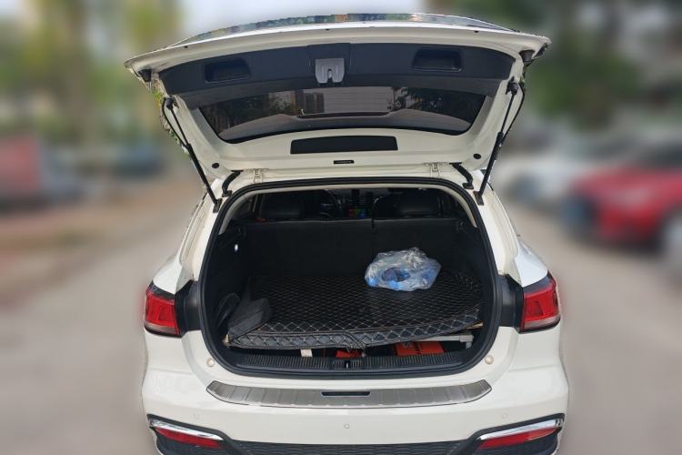 Used Roewe Ei5 2019 Luxury Edition Trunk