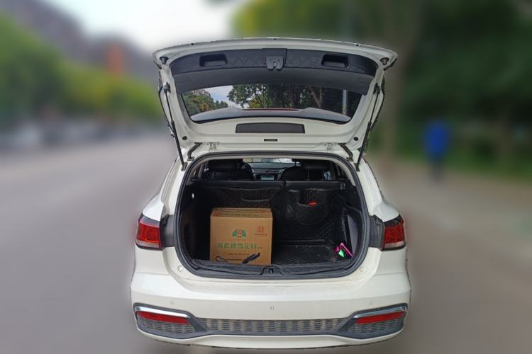 Used Roewe Ei5 2019 Luxury Edition Trunk