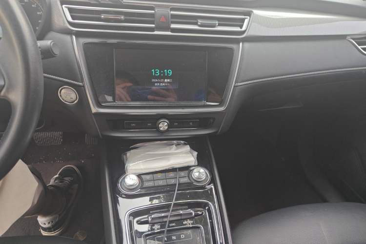 Used Roewe Ei5 2019 Luxury Edition Audio And AC Panel