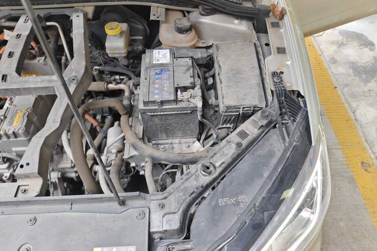 Used Roewe Ei5 2019 Luxury Edition Engine Bay Left