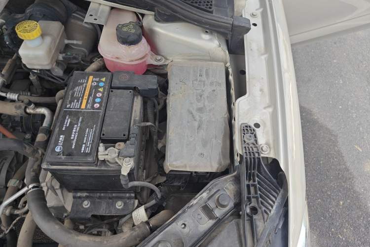 Used Roewe Ei5 2019 Luxury Edition Engine Bay Left