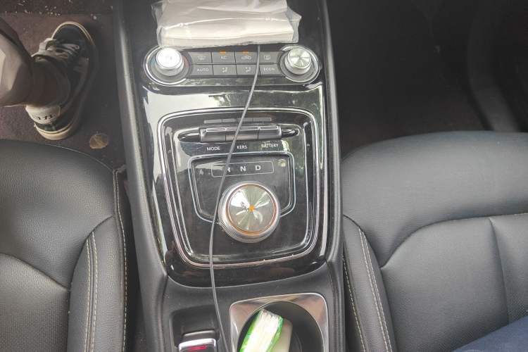 Used Roewe Ei5 2019 Luxury Edition Gear Lever