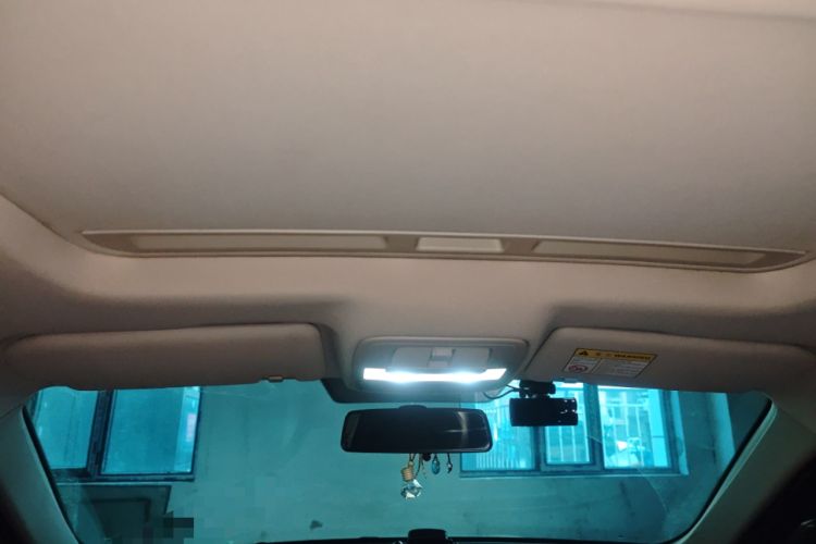 Used Roewe Ei5 2019 Luxury Edition Headliner