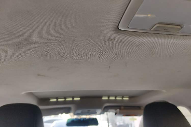 Used Roewe Ei5 2019 Luxury Edition Headliner