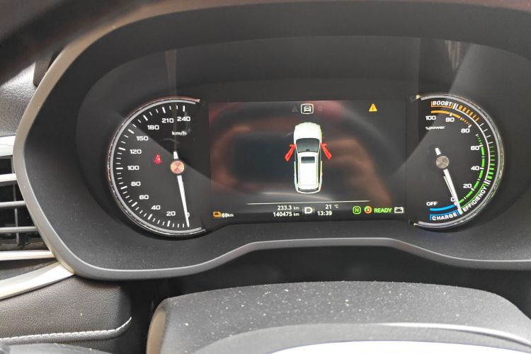 Used Roewe Ei5 2019 Luxury Edition Odometer Close Up
