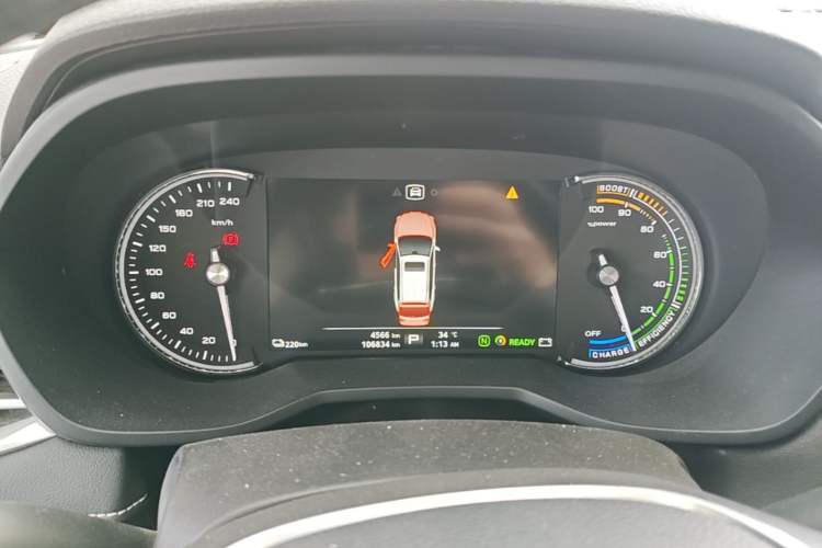Used Roewe Ei5 2019 Luxury Edition Odometer Close Up
