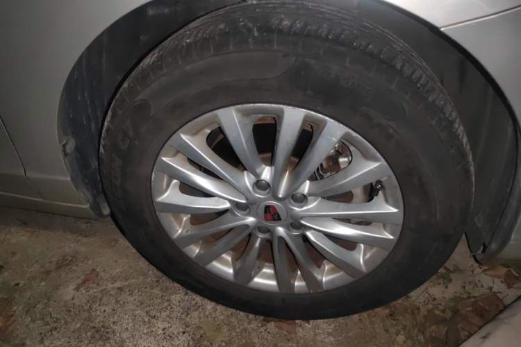Used Roewe Ei5 2019 Luxury Edition Right Front Wheel Hub