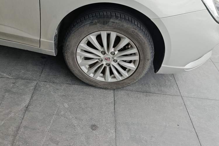 Used Roewe Ei5 2019 Luxury Edition Right Front Wheel Hub
