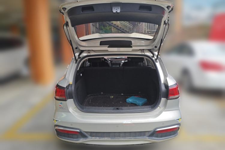 Used Roewe Ei5 2019 Luxury Edition Trunk