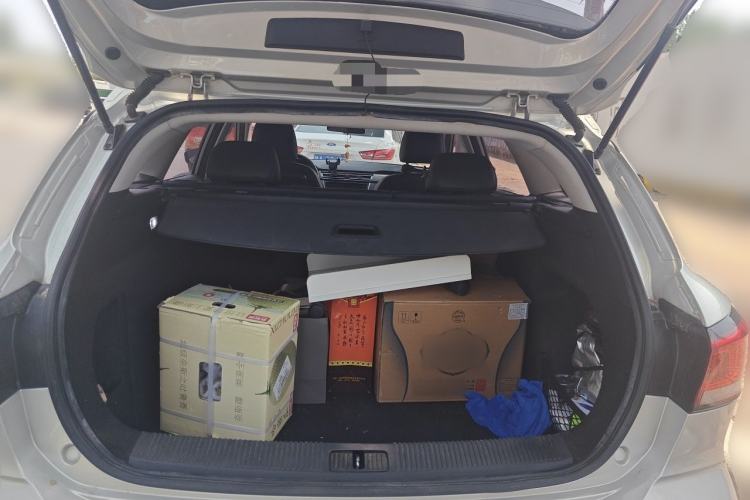 Used Roewe Ei5 2019 Luxury Edition Trunk