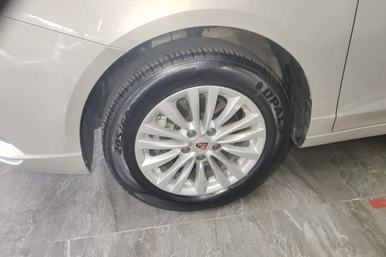 Used Roewe Ei5 2020 Luxury Edition Left Front Wheel Hub
