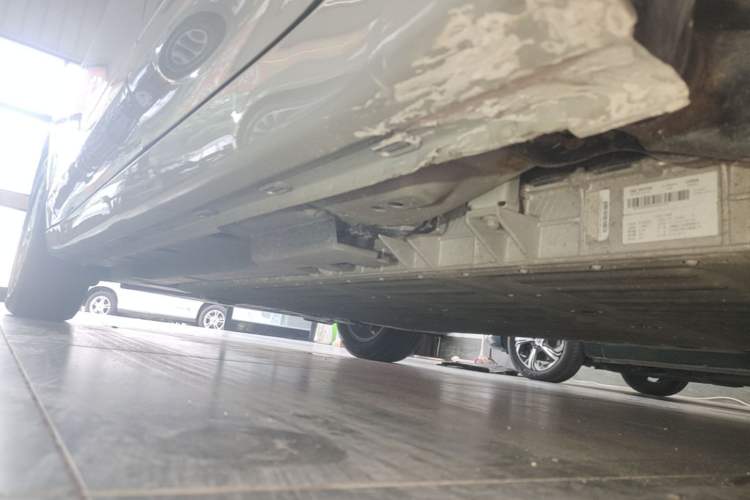 Used Roewe Ei5 2020 Luxury Edition Left Side Sill