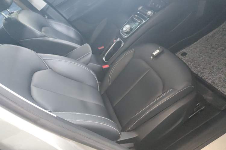 Used Roewe Ei5 2020 Smart Connect Flagship Edition Right Front Seat