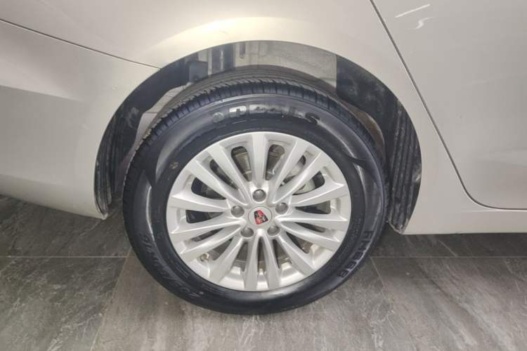 Used Roewe Ei5 2020 Luxury Edition Right Rear Wheel Hub